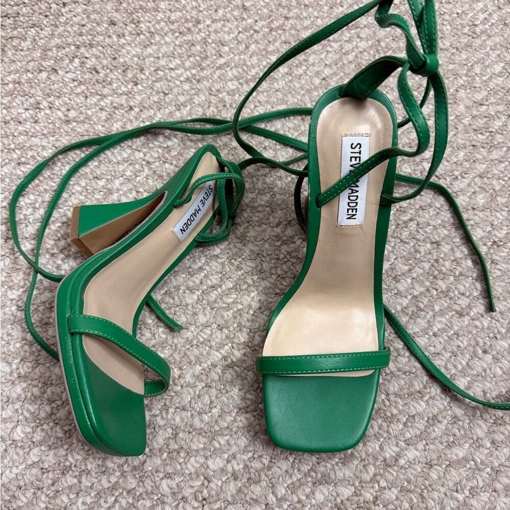 Steve Madden Lafayette  Wraparound Ankle Strap Sandal green